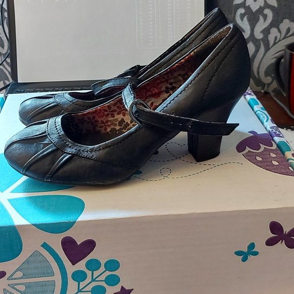Spring sz 37 Black Mary Jane Pumps - Picture 4 of 7